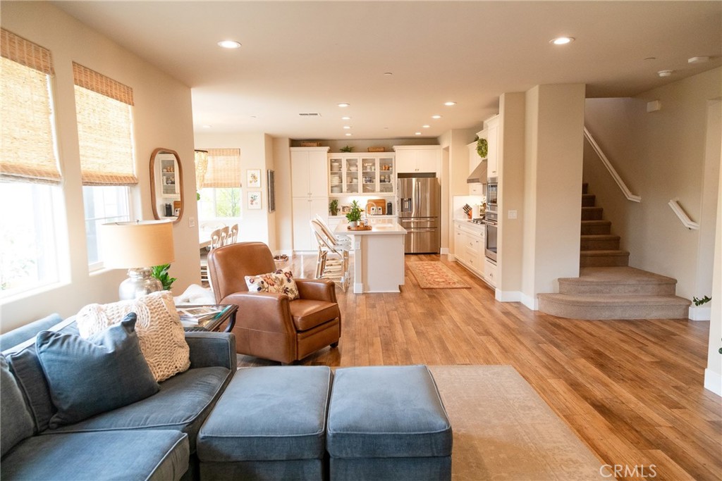 MLS #OC25261153 image #5