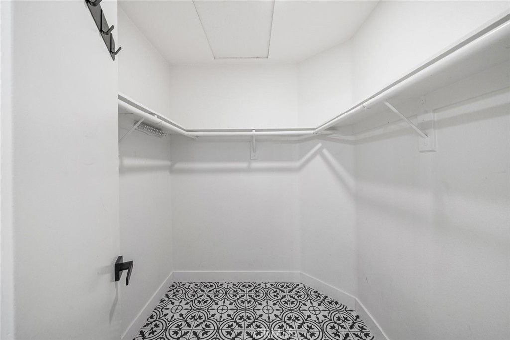 MLS #OC25261179 image #26