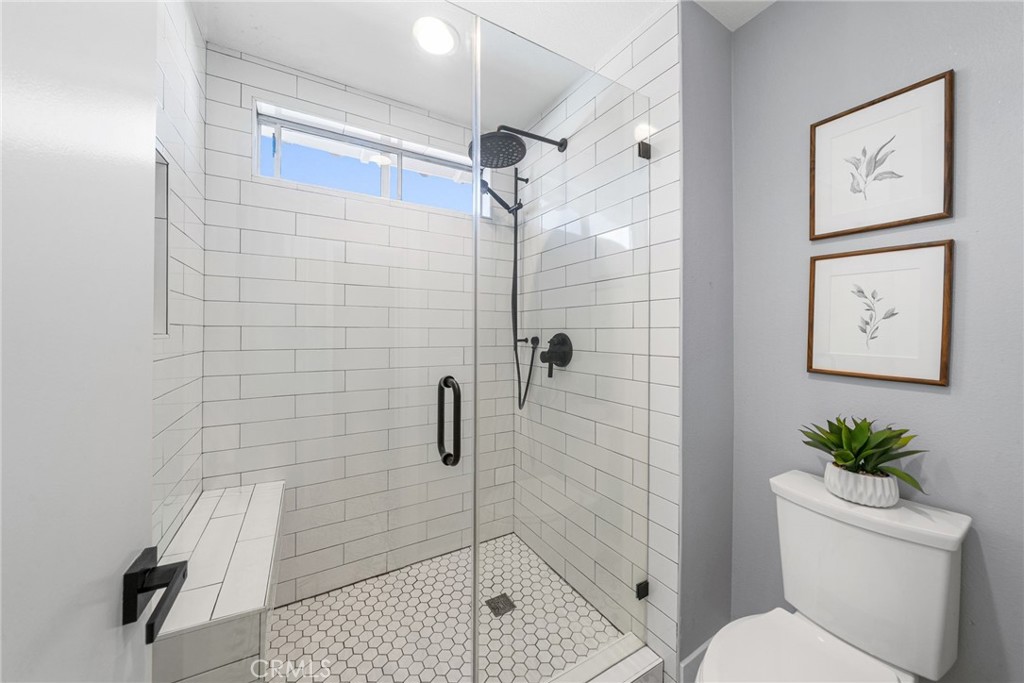 MLS #OC25261179 image #28