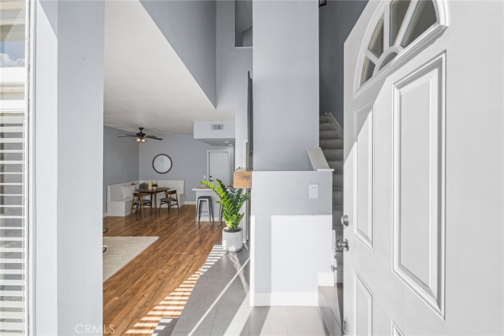 MLS #OC25261179 image #3