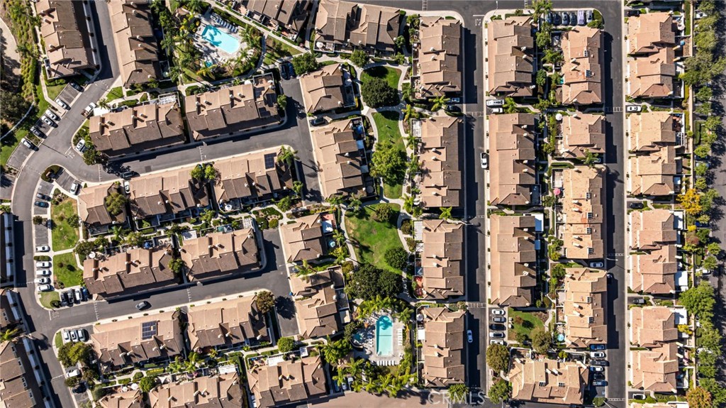 MLS #OC25261179 image #33