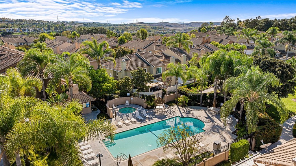 MLS #OC25261179 image #34