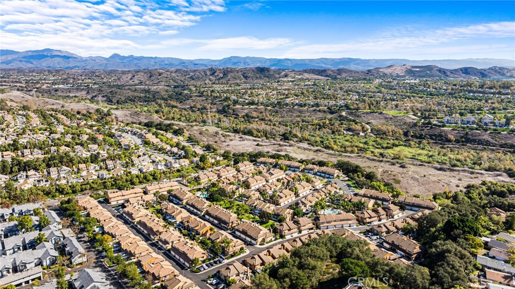 MLS #OC25261179 image #42