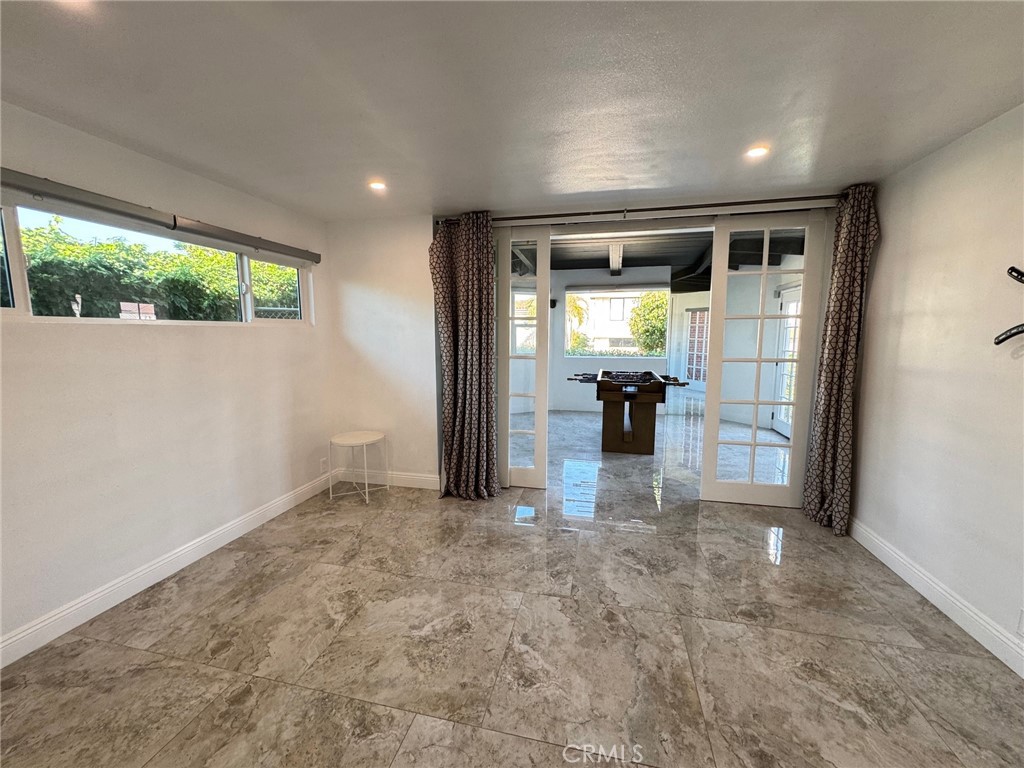 MLS #OC25261193 image #7