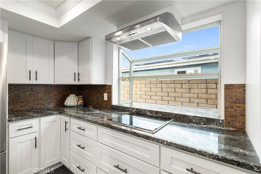 MLS #OC25261205 image #14