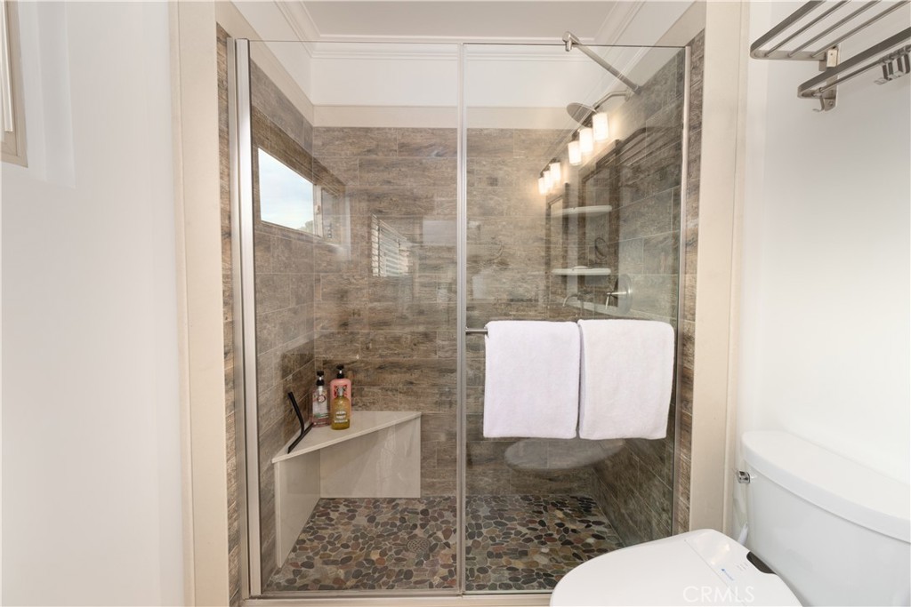 MLS #OC25261205 image #22