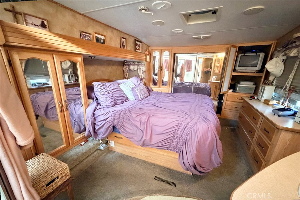 MLS #OC25261222 image #7