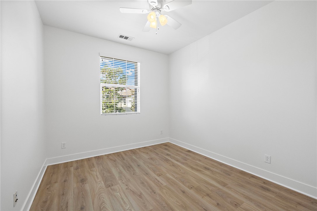 MLS #OC25261230 image #21