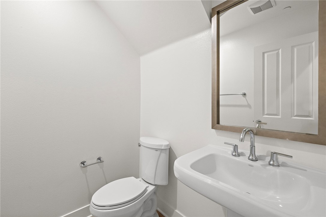 MLS #OC25261230 image #26