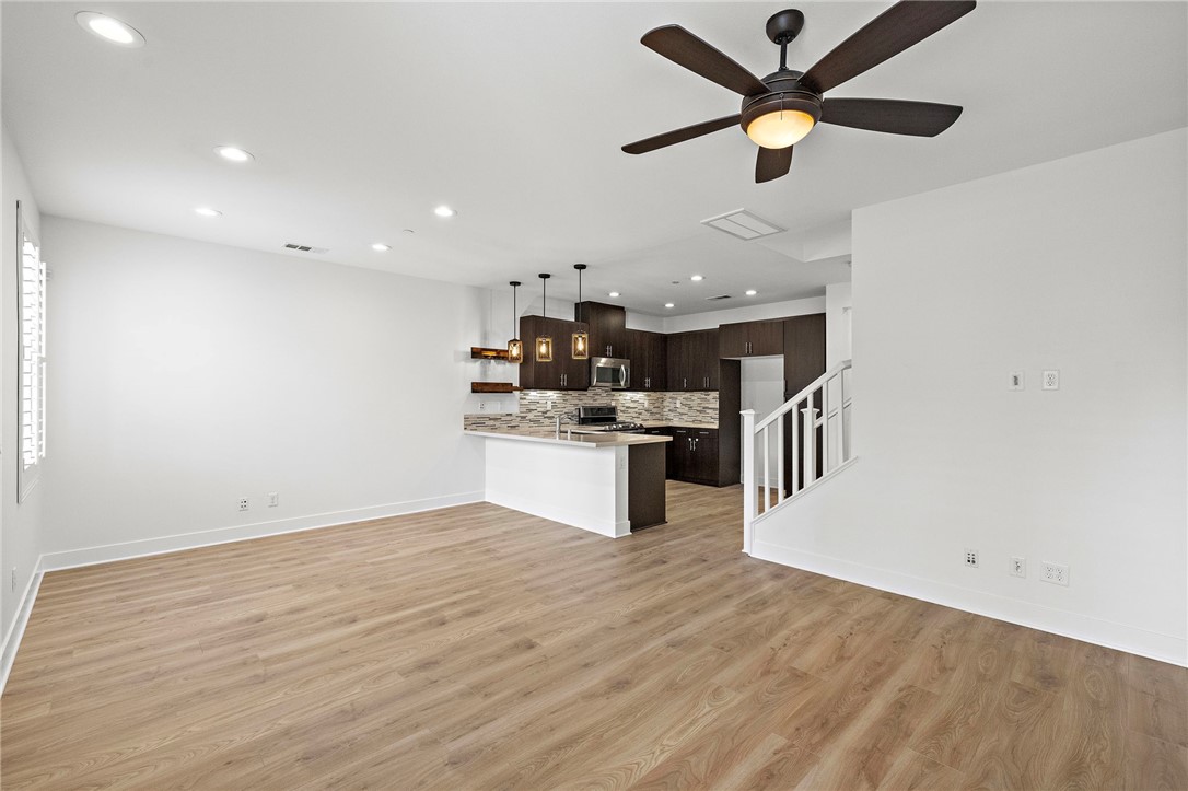 MLS #OC25261230 image #7