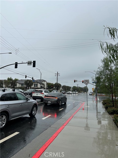 MLS #OC25261232 image #20