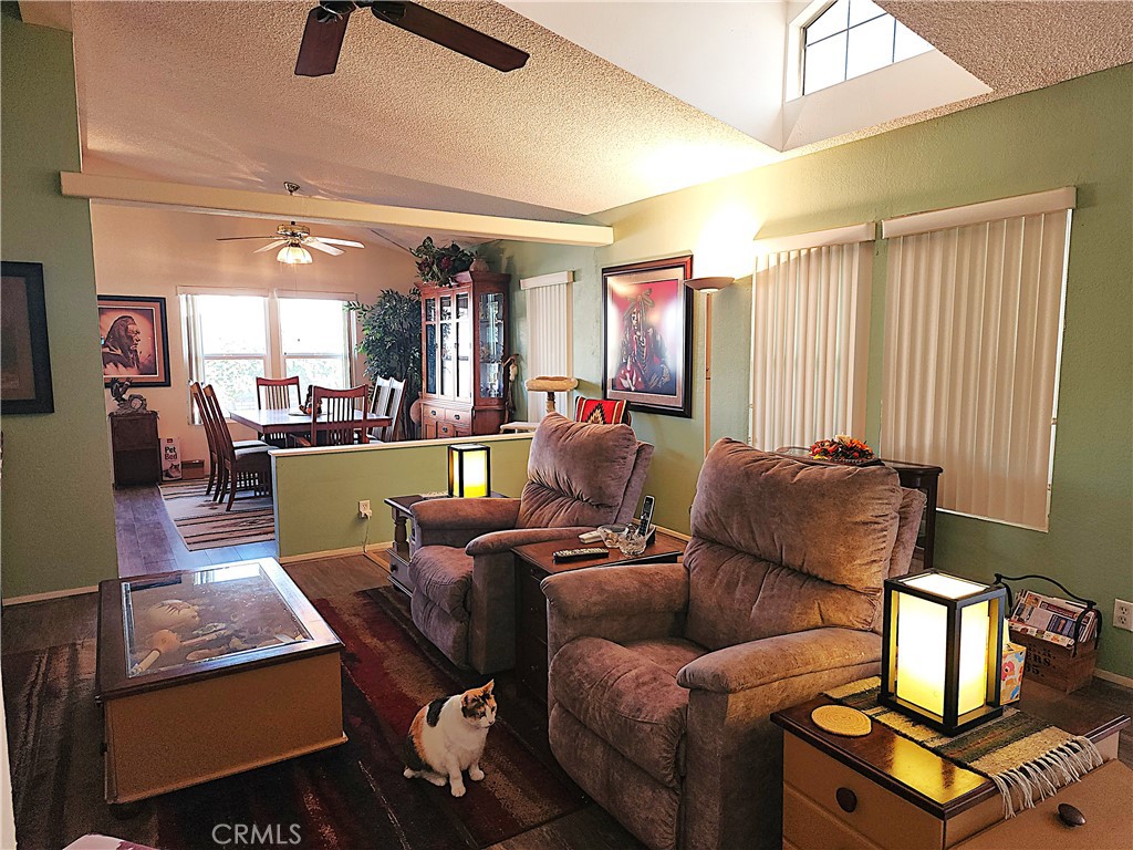 MLS #OC25261243 image #10