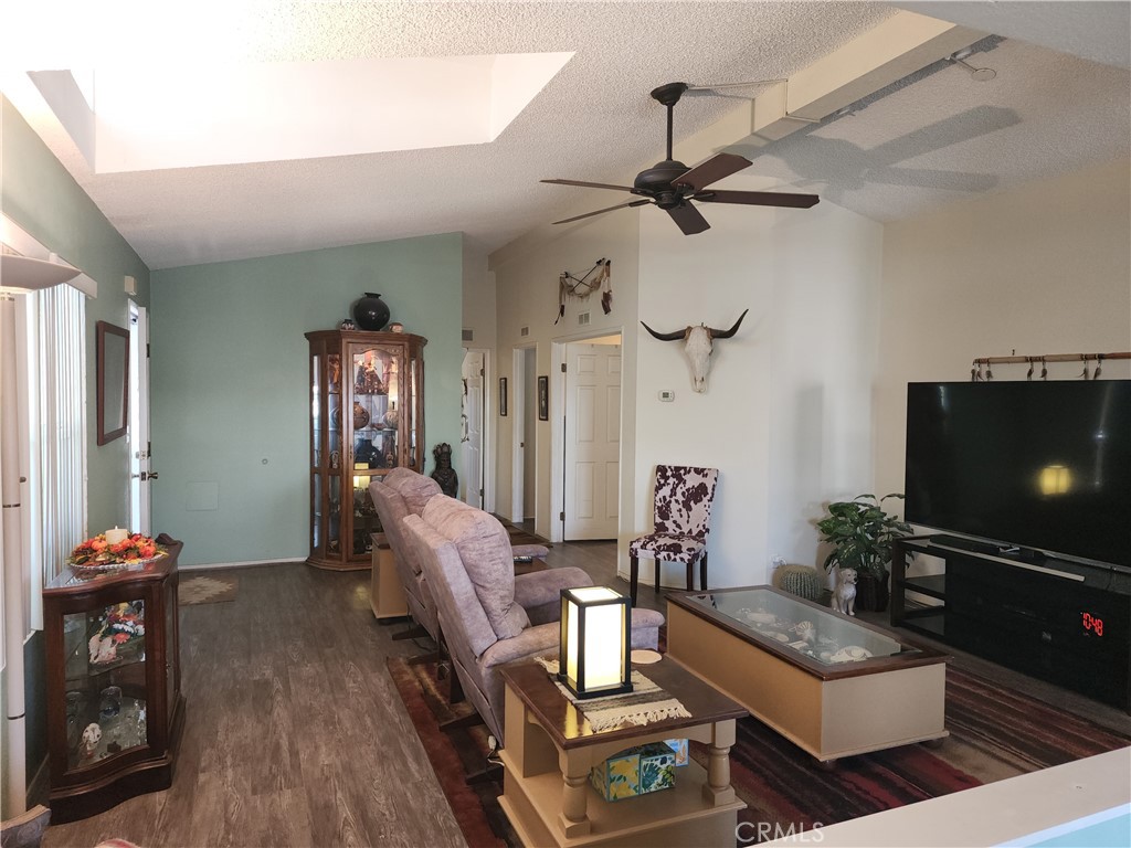 MLS #OC25261243 image #12