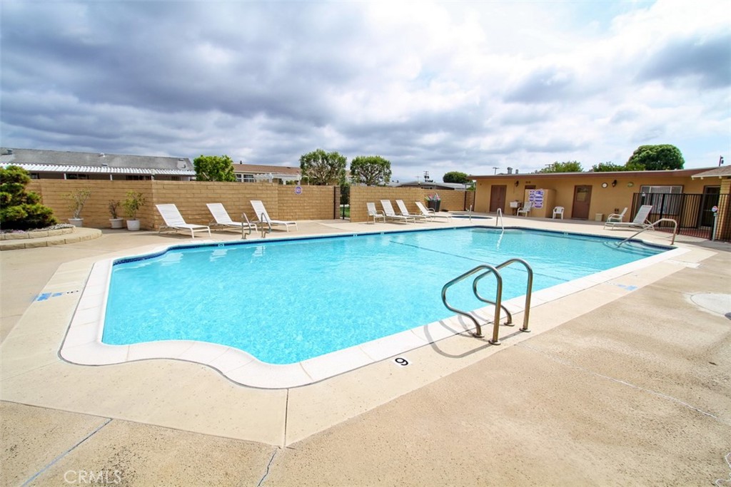 MLS #OC25261243 image #39