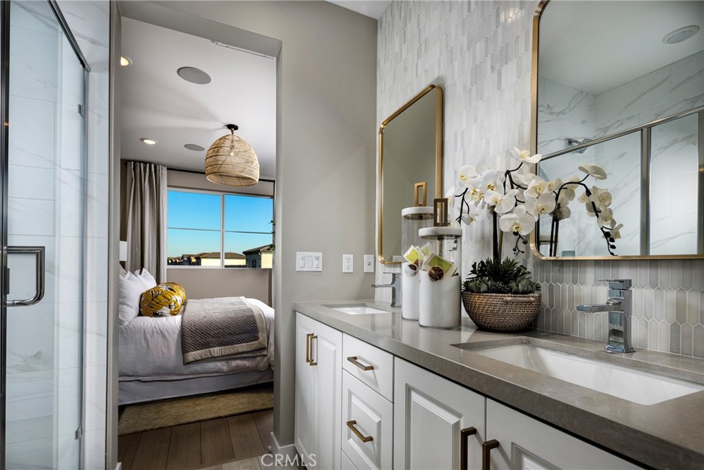 MLS #OC25261258 image #6