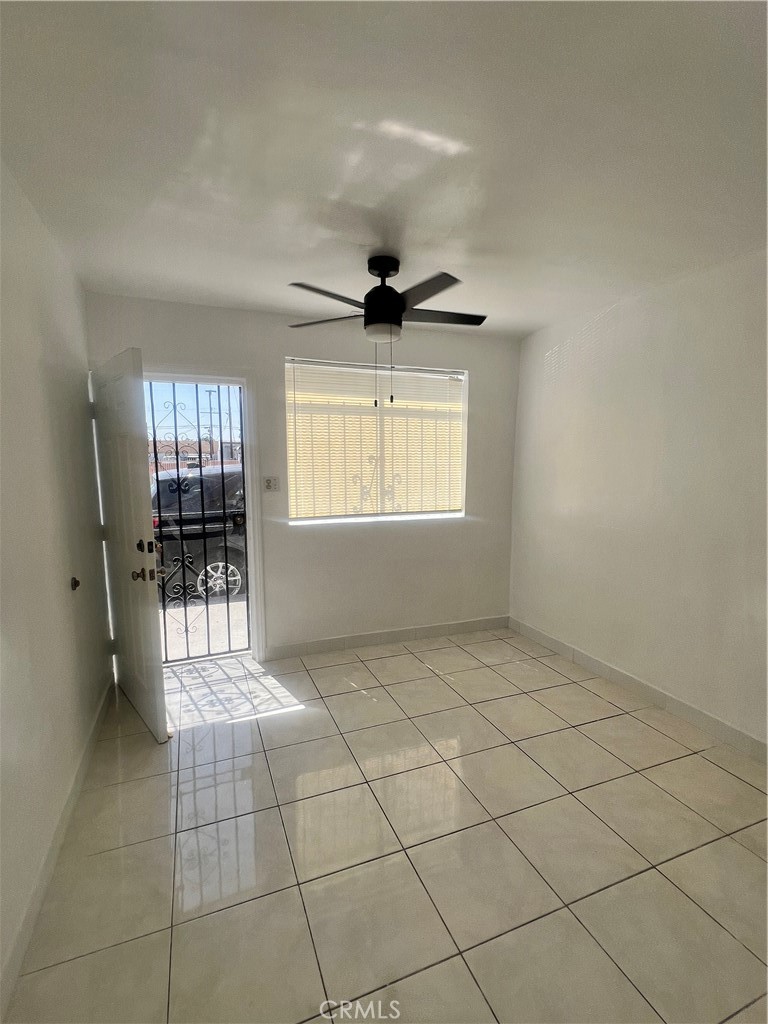 MLS #OC25261318 image #15