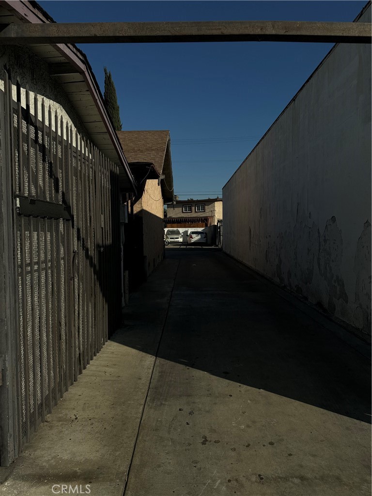 MLS #OC25261318 image #30