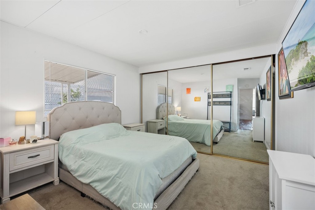 MLS #OC25261326 image #17