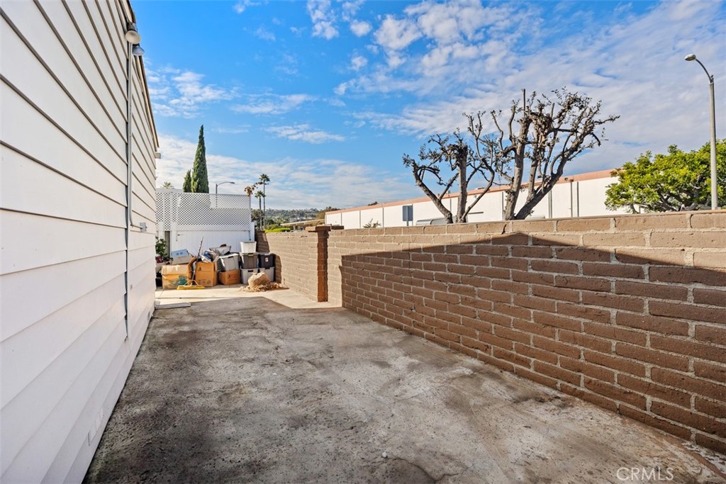 MLS #OC25261326 image #23