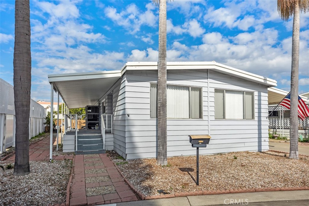 MLS #OC25261326 image #30