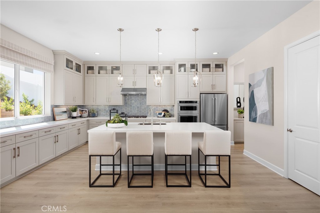 MLS #OC25261333 image #1