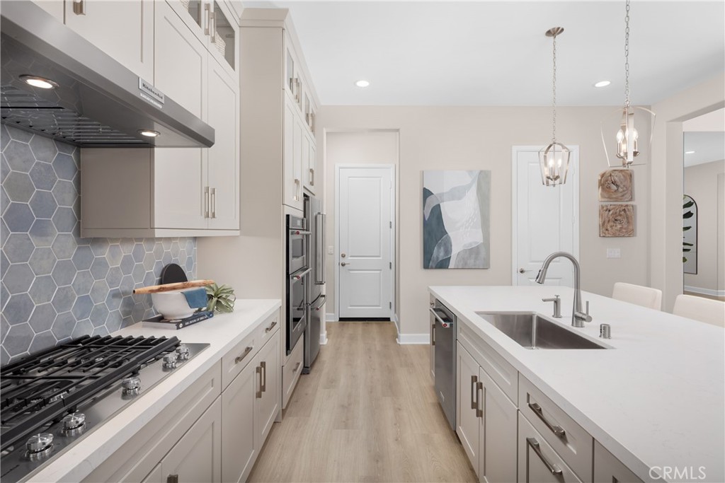 MLS #OC25261333 image #6