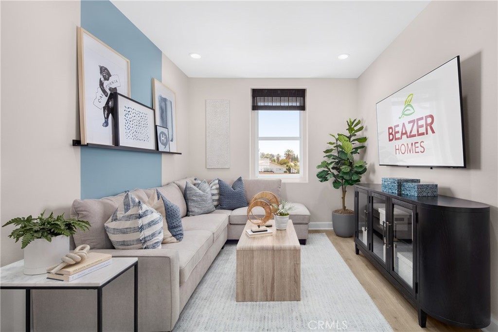 MLS #OC25261333 image #9