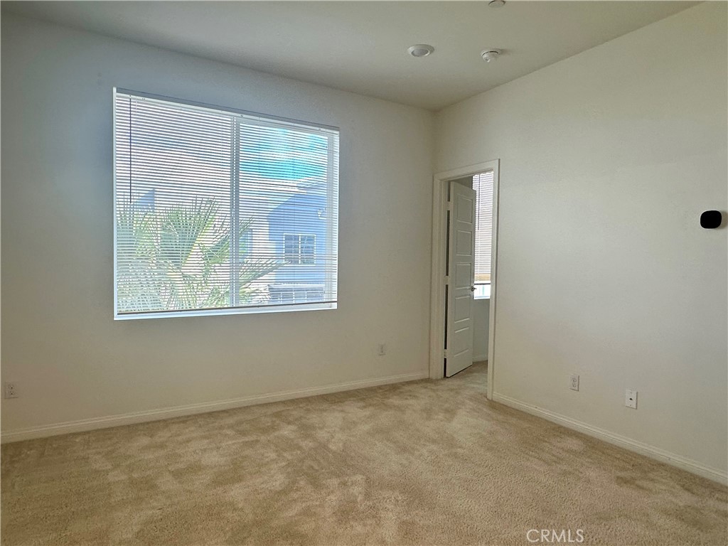 MLS #OC25261351 image #11