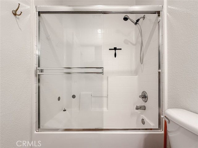 MLS #OC25261393 image #23