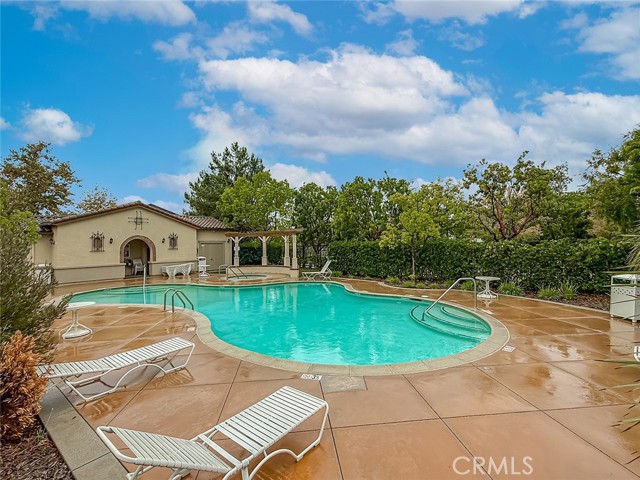 MLS #OC25261393 image #38