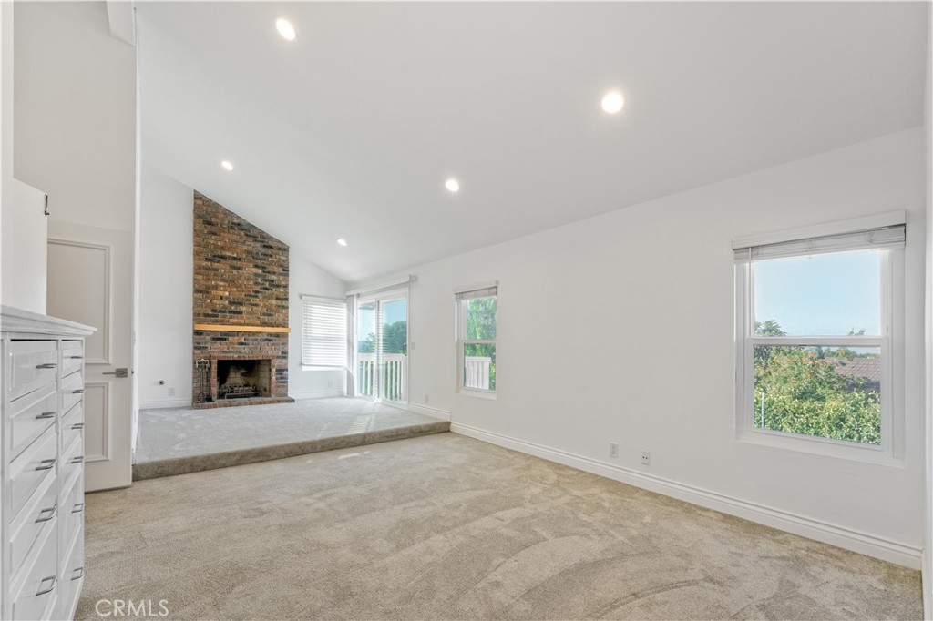 MLS #OC25261399 image #22