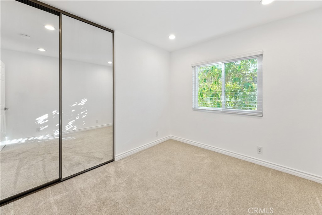 MLS #OC25261399 image #29