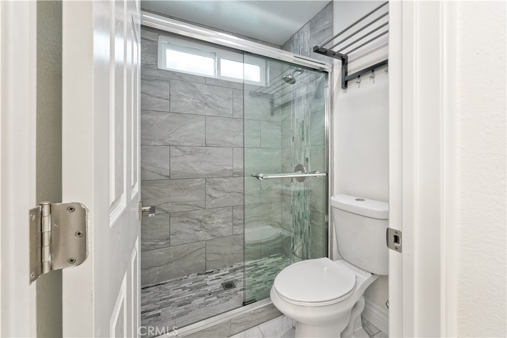 MLS #OC25261399 image #31