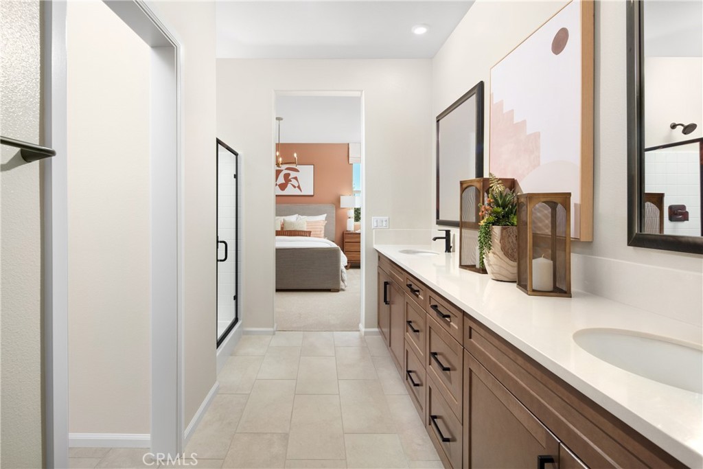 MLS #OC25261401 image #11