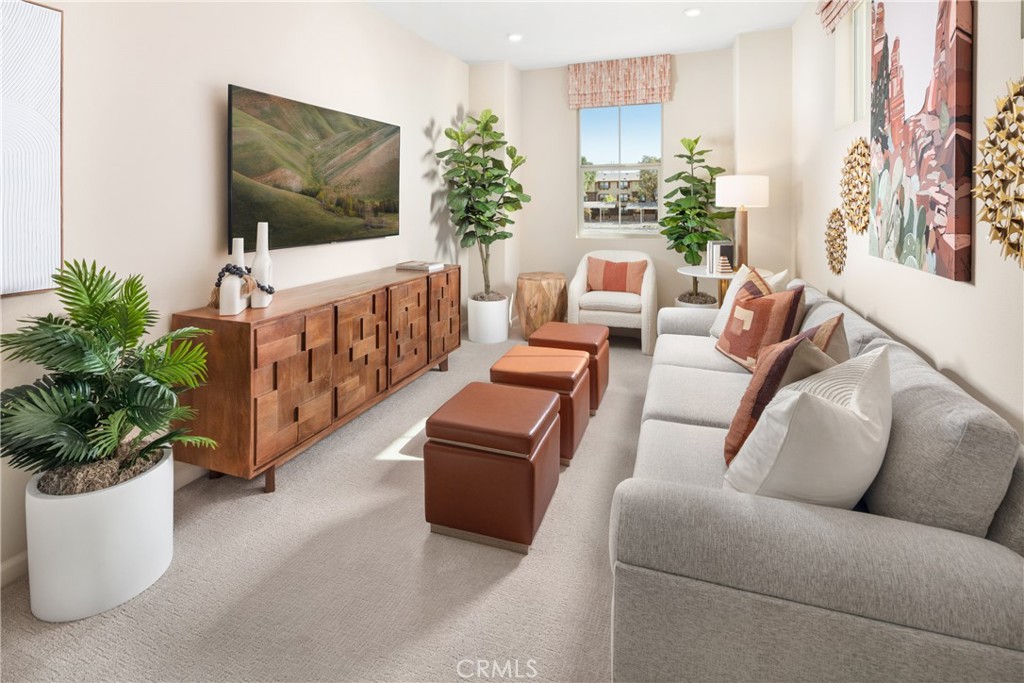 MLS #OC25261401 image #5