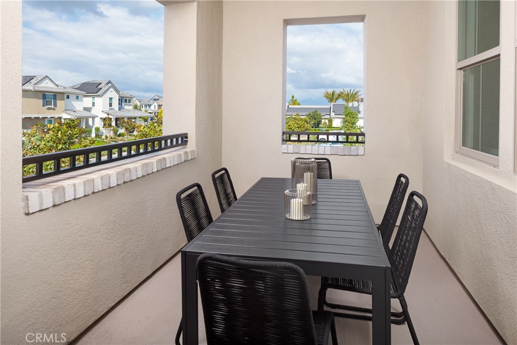 MLS #OC25261403 image #5