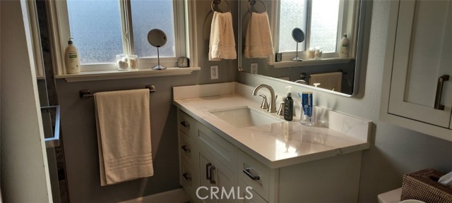 MLS #OC25261417 image #16