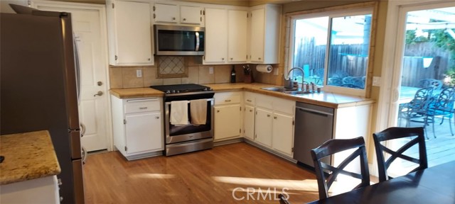 MLS #OC25261417 image #8