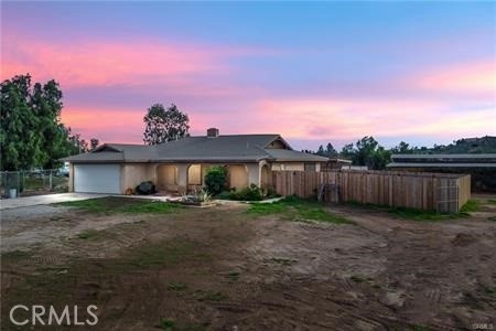 MLS #OC25261418 image #0