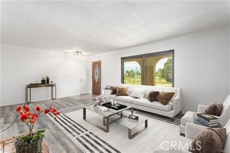 MLS #OC25261418 image #2