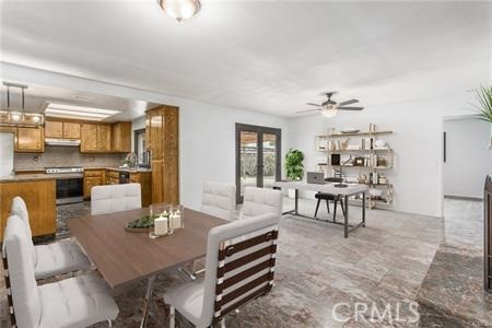 MLS #OC25261418 image #5