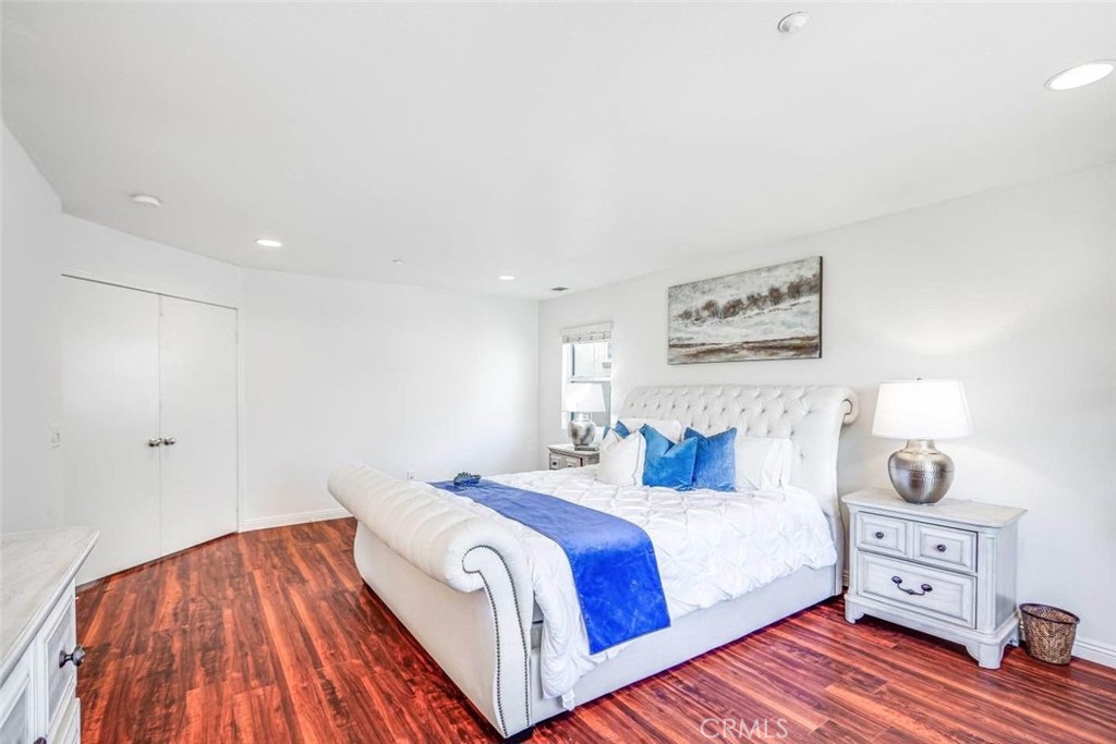 MLS #OC25261425 image #12