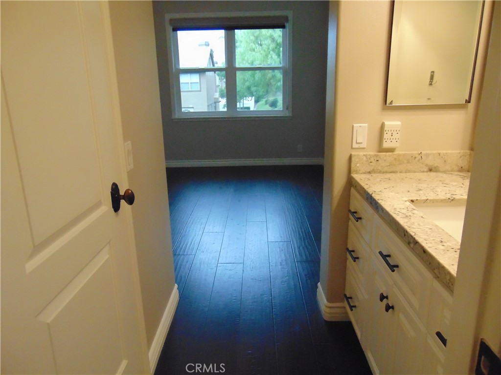 MLS #OC25261441 image #25