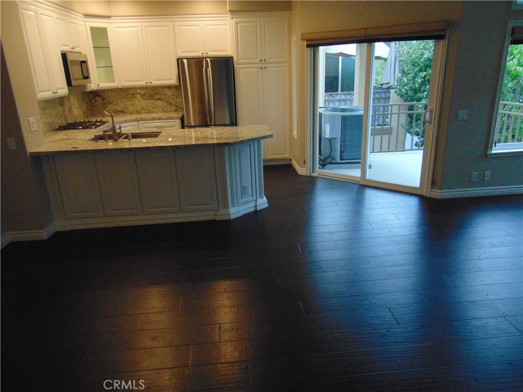 MLS #OC25261441 image #3