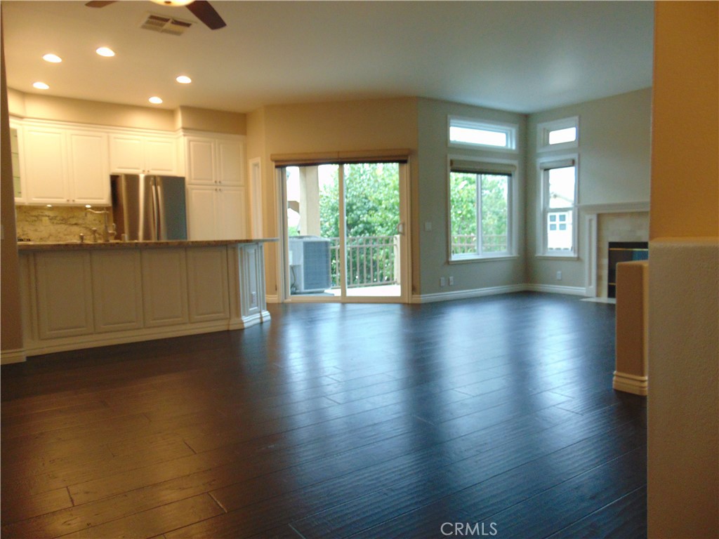 MLS #OC25261441 image #5