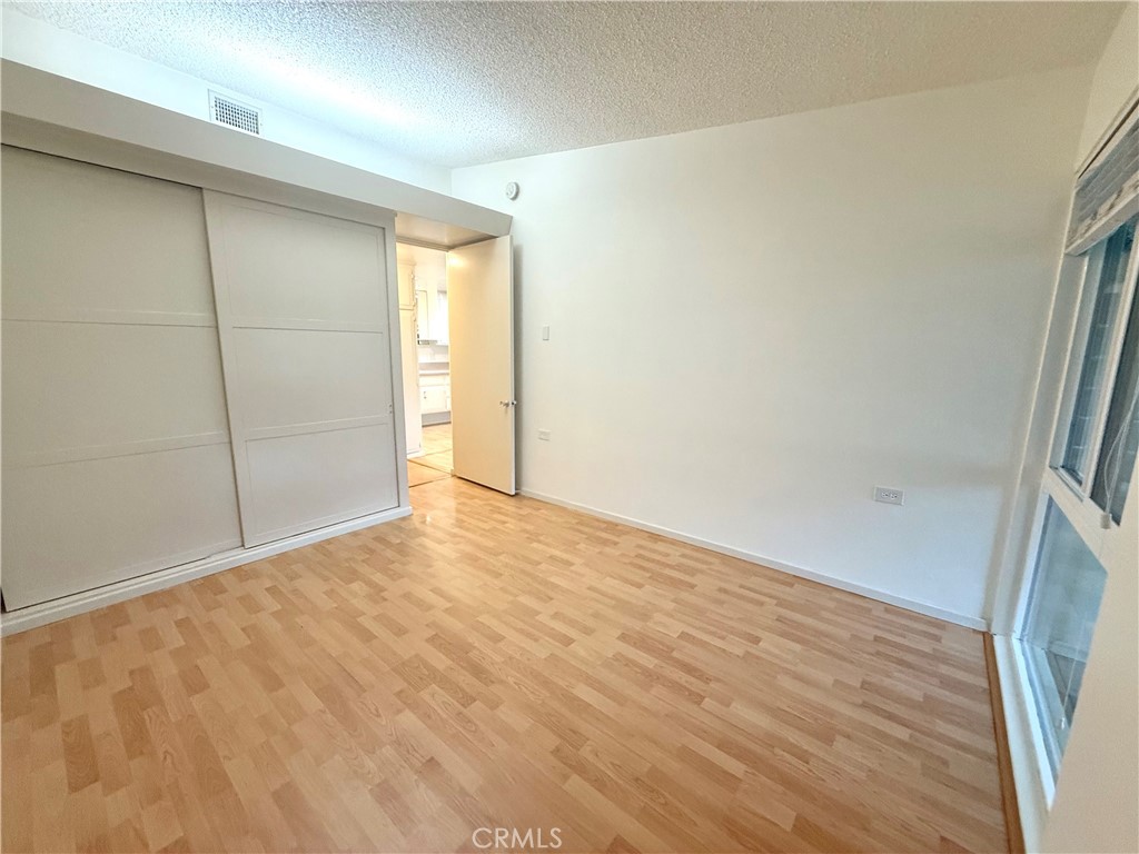 MLS #OC25261451 image #13