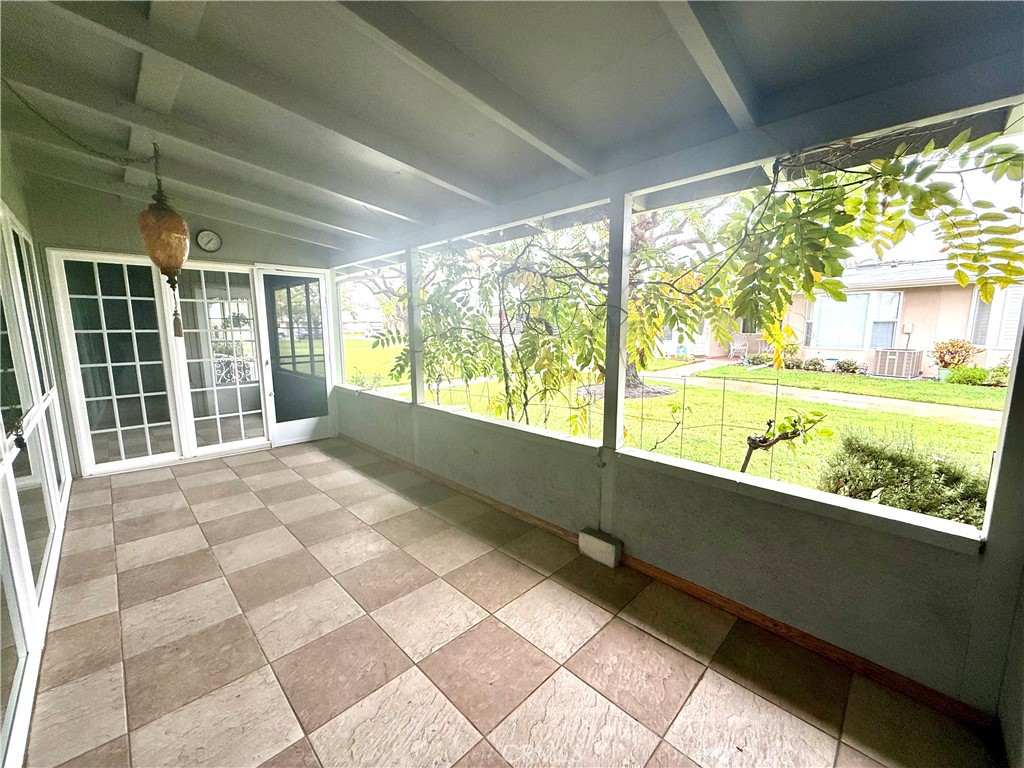 MLS #OC25261451 image #36