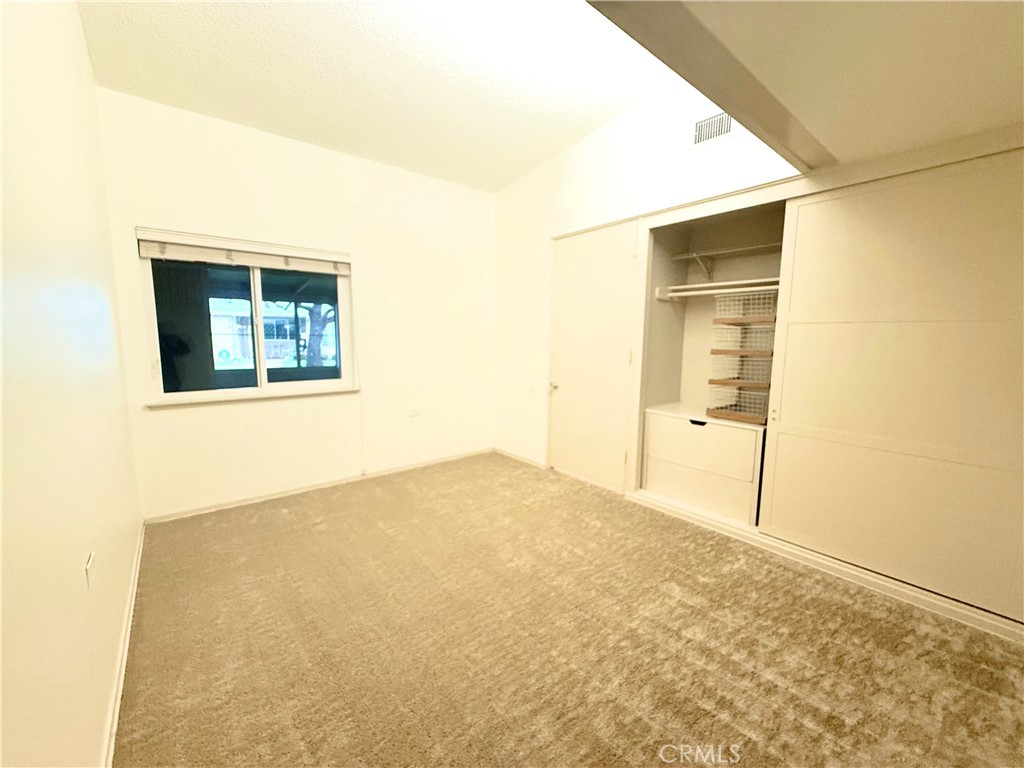 MLS #OC25261451 image #8