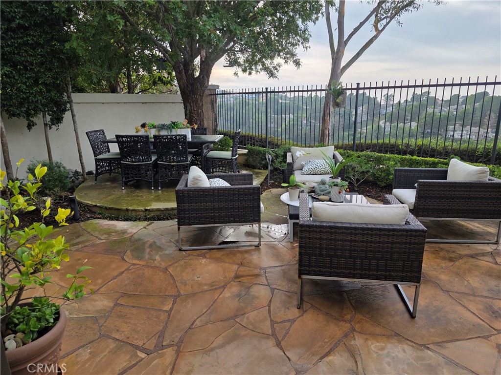 MLS #OC25261490 image #16