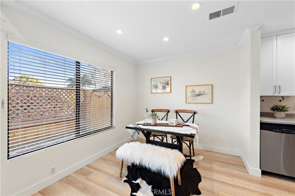 MLS #OC25261496 image #10